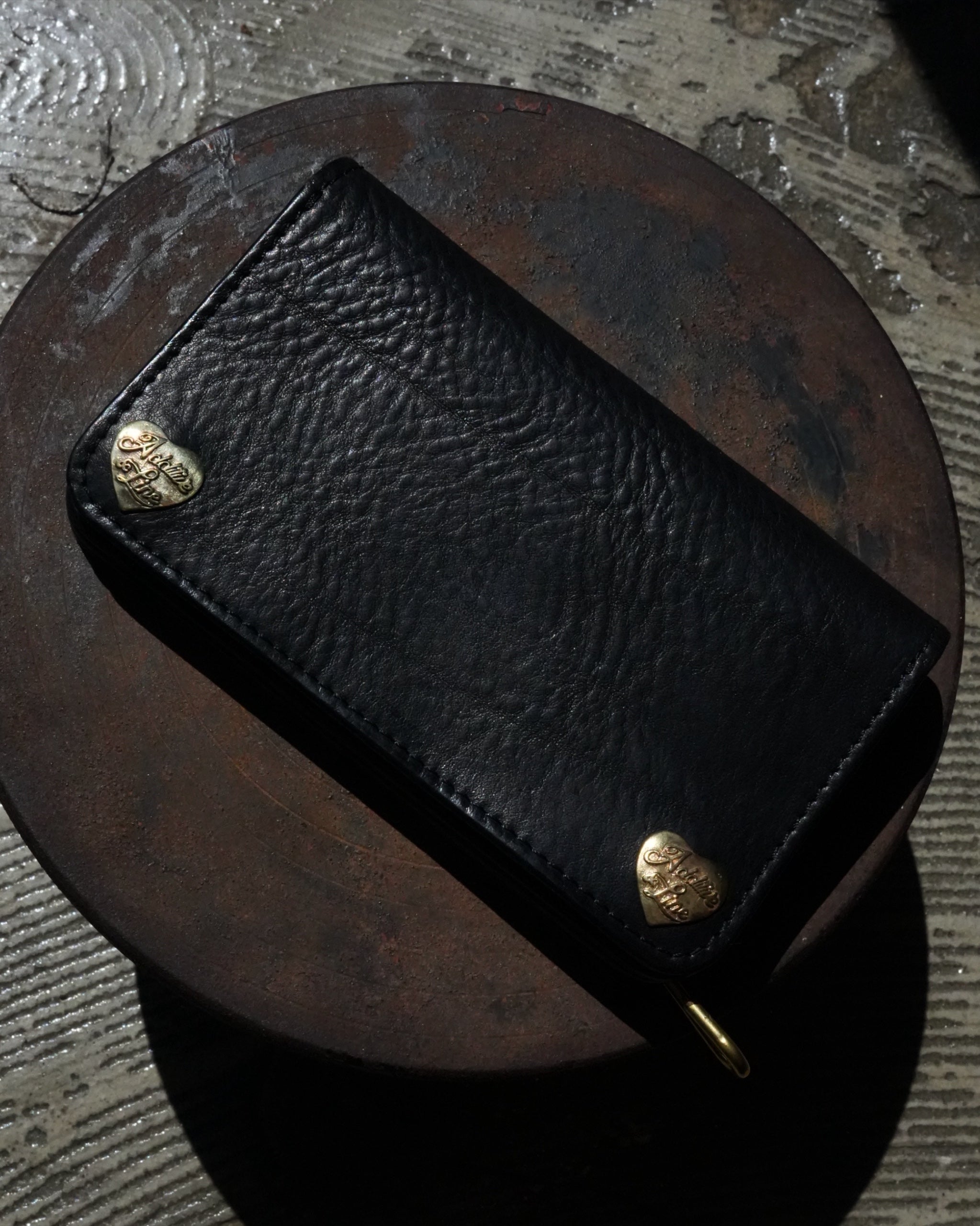 即納】 Atlantica Trucker wallet Brass | Additive and Line
