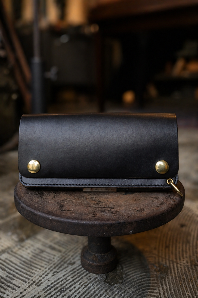 Trecker Wallet | Additive and Line